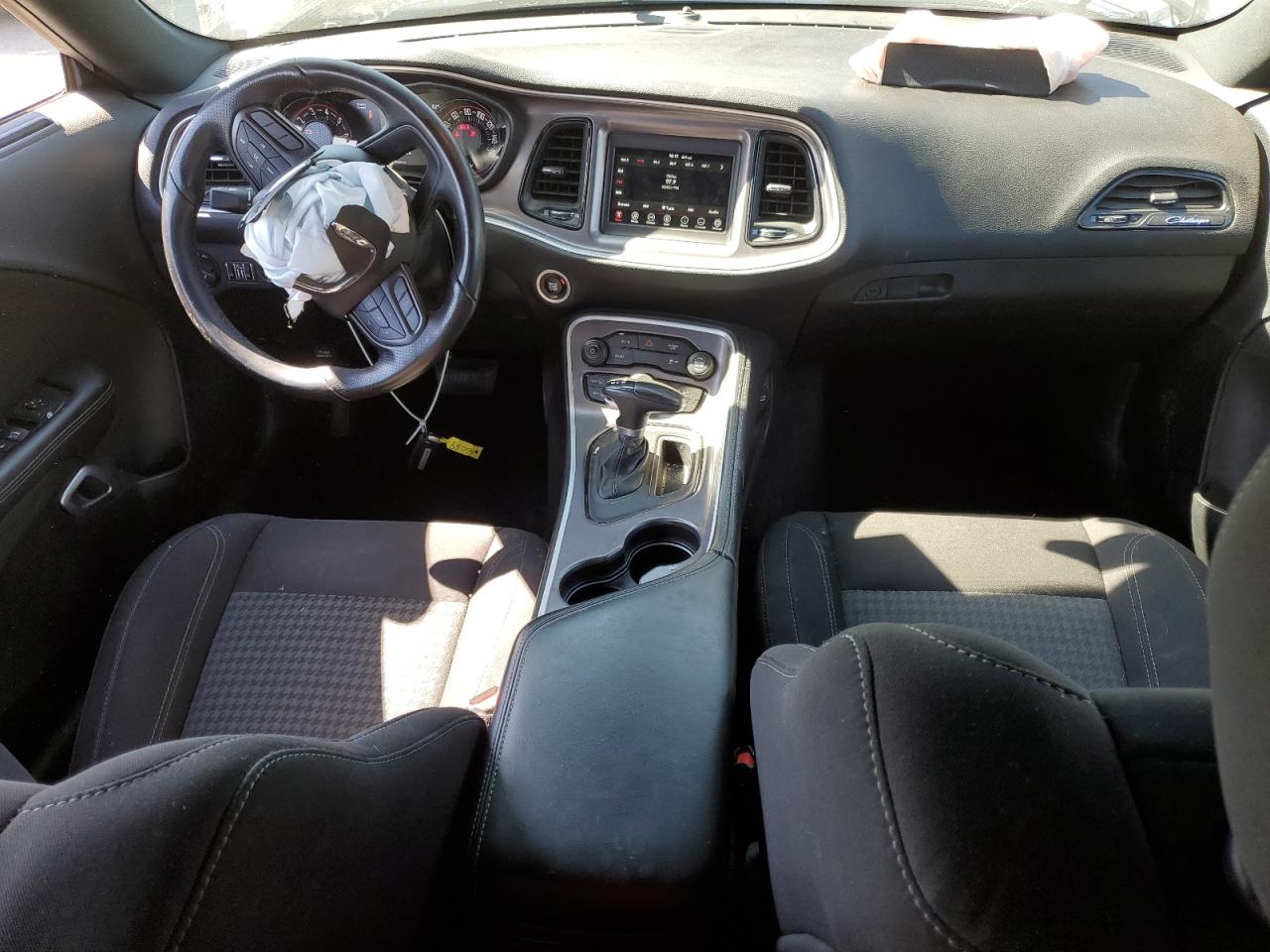 2022 Dodge Challenger Sxt VIN: 2C3CDZAG0NH156533 Lot: 69055465