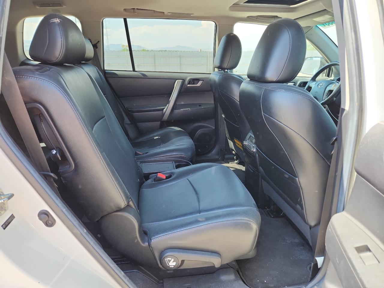 2010 Toyota Highlander Se VIN: 5TDKK3EH8AS012771 Lot: 70038035