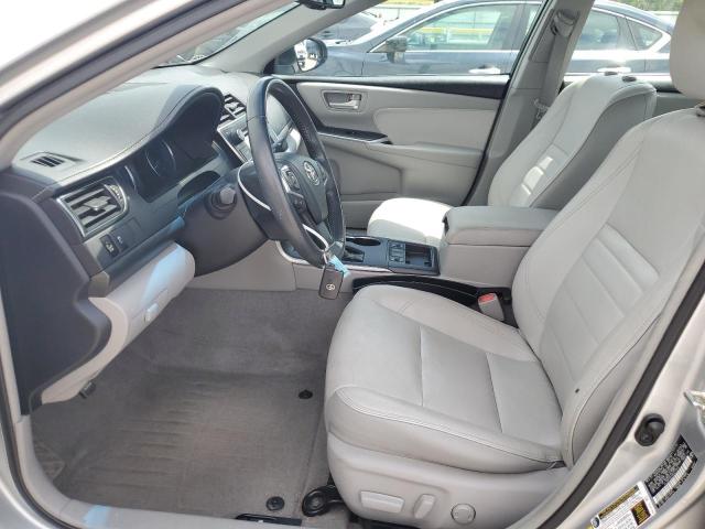 TOYOTA CAMRY 2017 Srebrny
