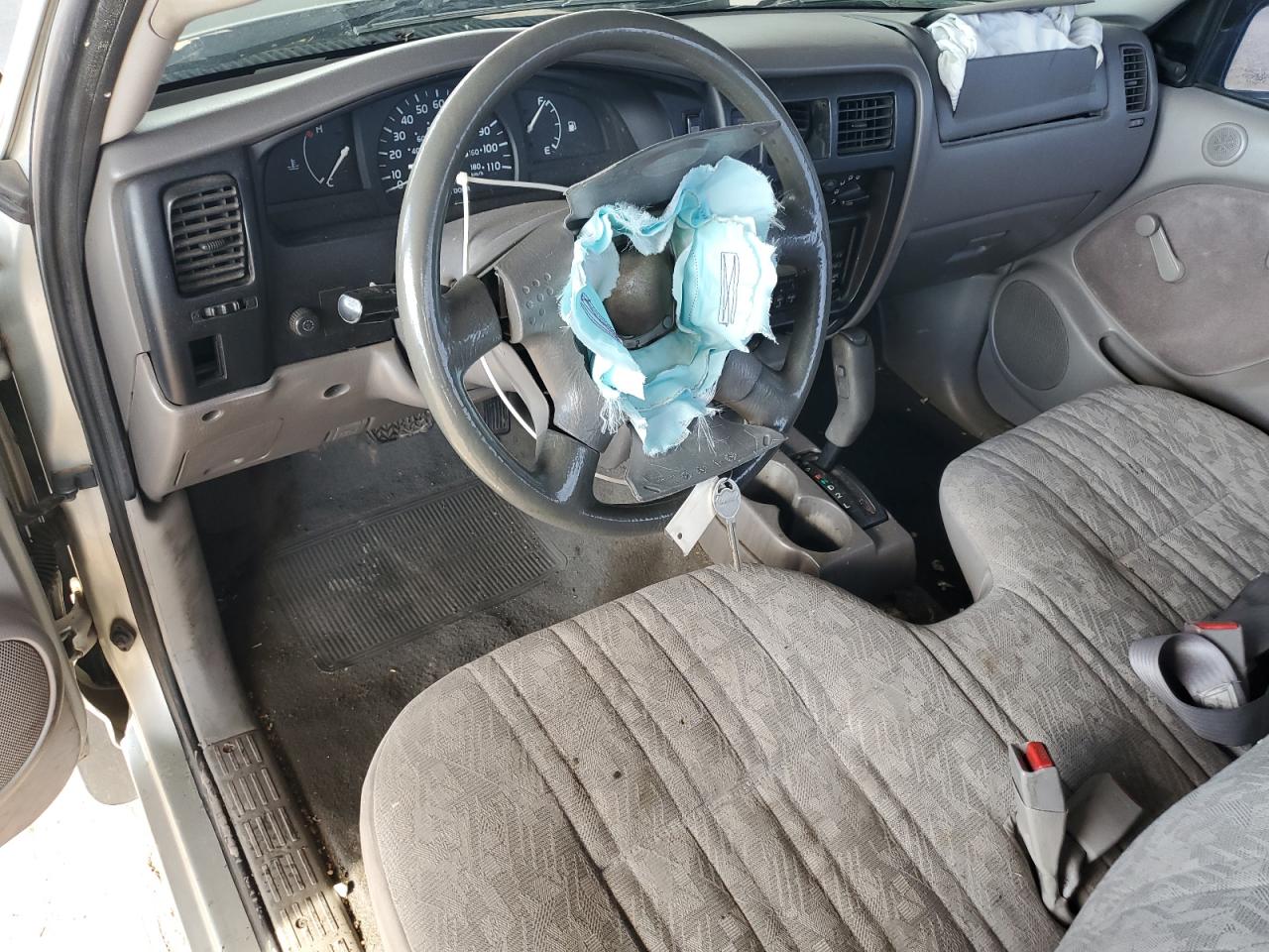 2002 Toyota Tacoma VIN: 5TENL42N82Z021257 Lot: 69484775