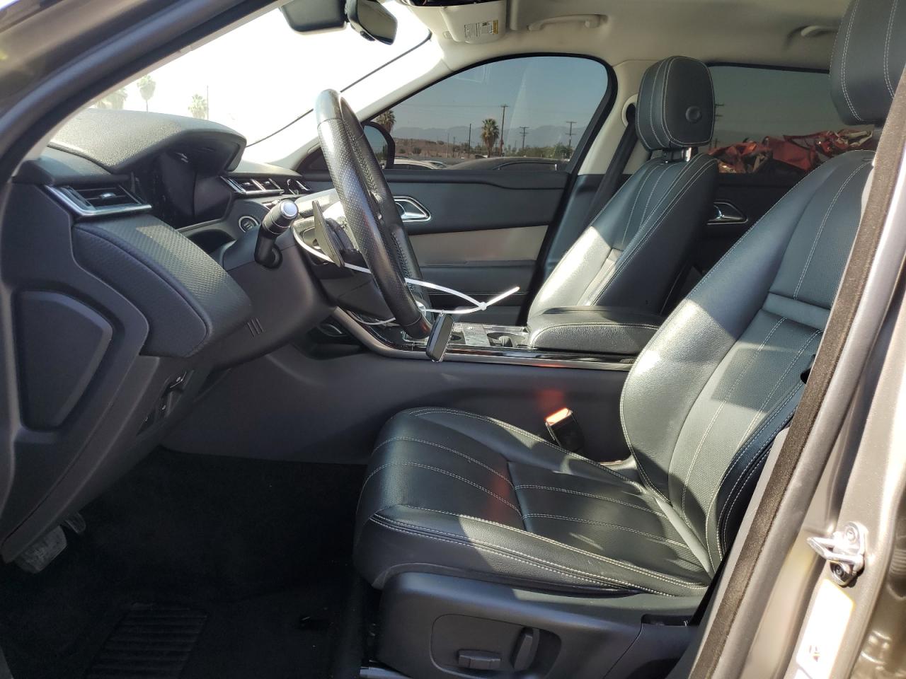 2018 Land Rover Range Rover Velar S VIN: SALYB2RX6JA743114 Lot: 69404335