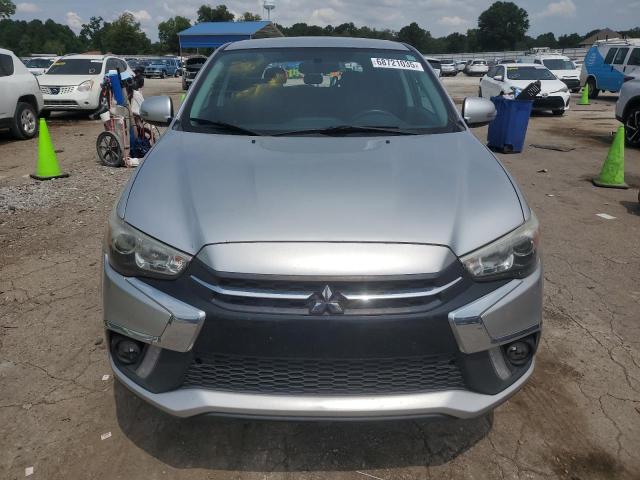  MITSUBISHI OUTLANDER 2018 Серебристый