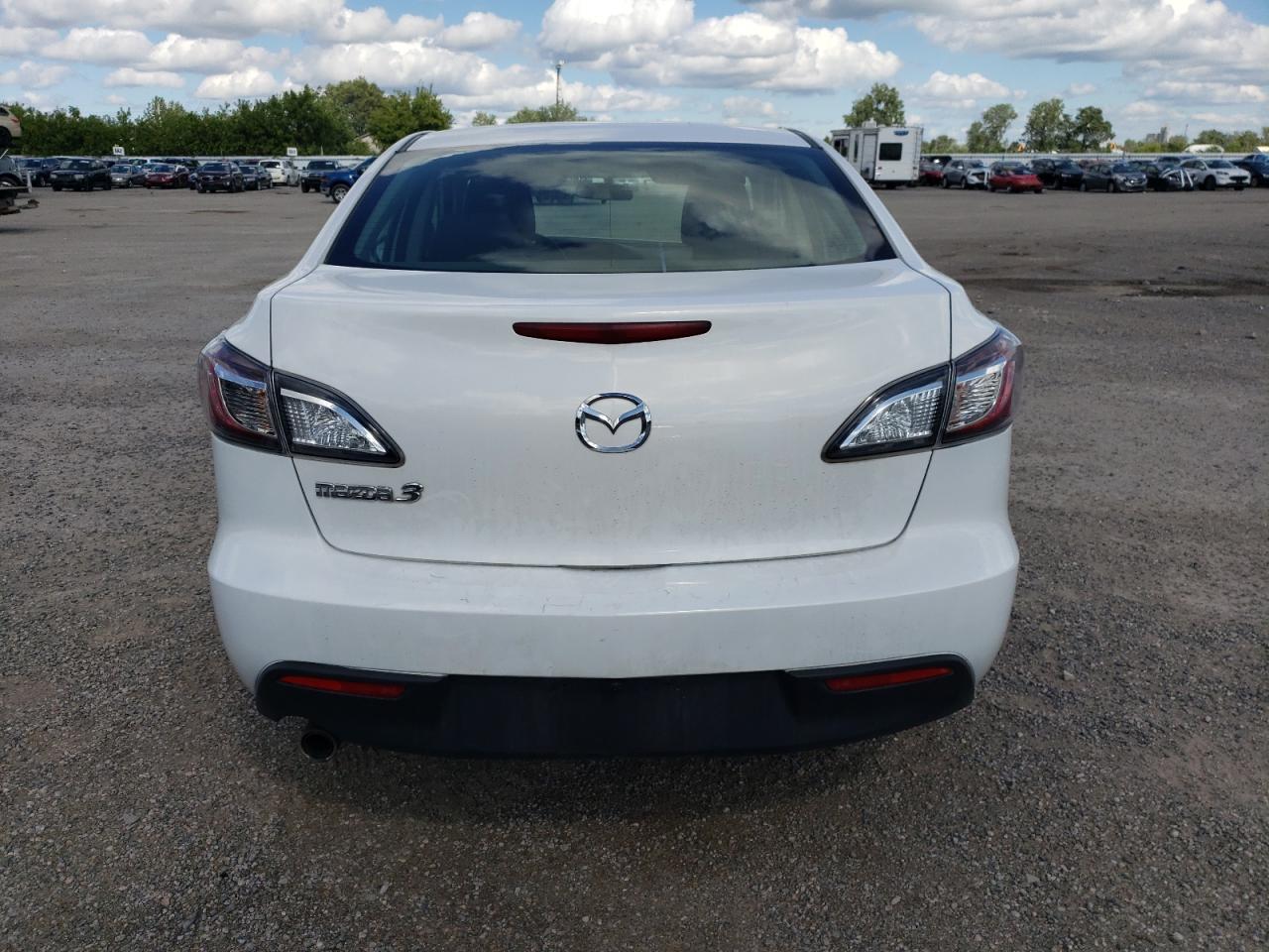 2011 Mazda 3 I VIN: JM1BL1VF8B1429693 Lot: 68923485