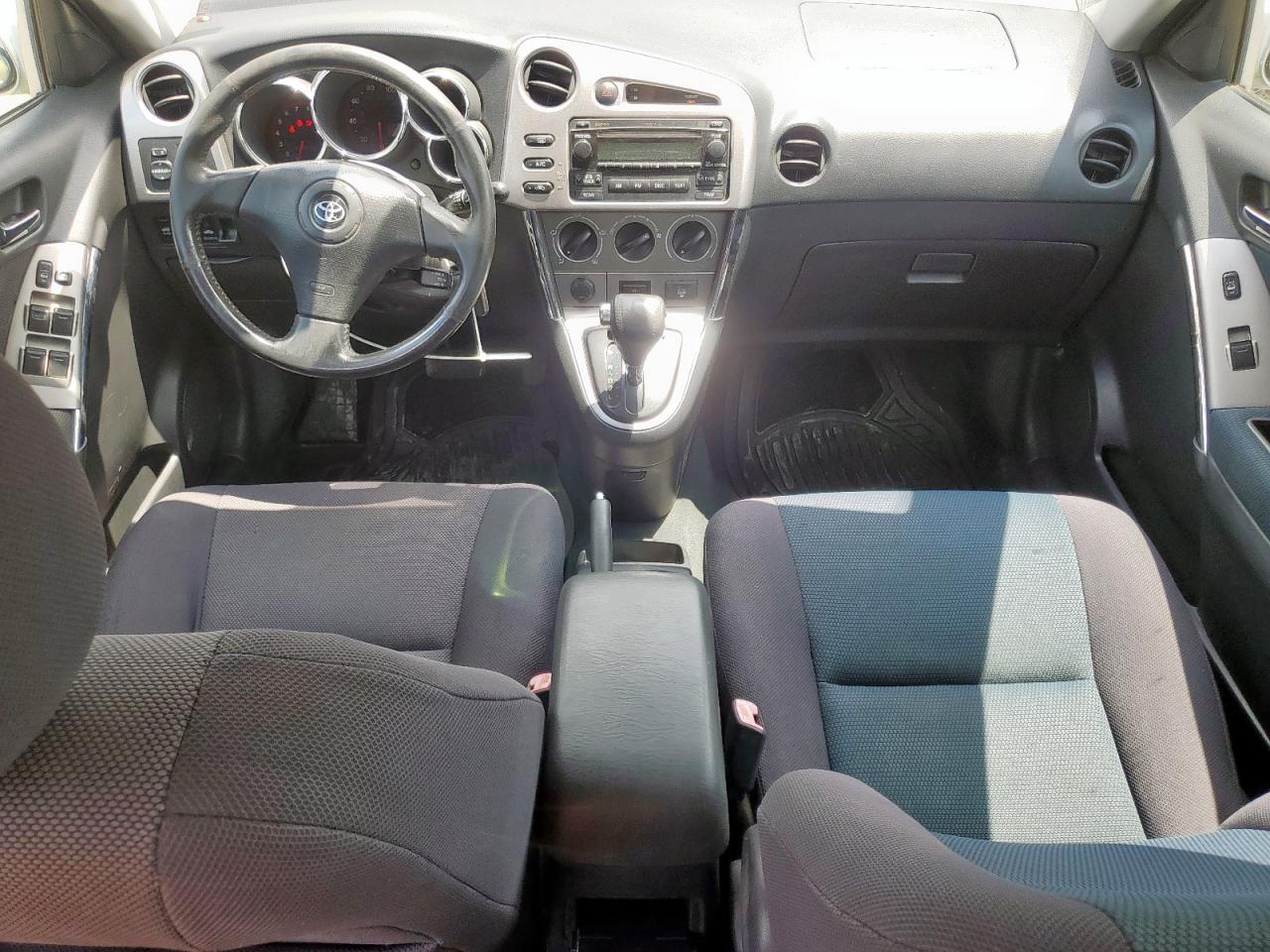 2006 Toyota Corolla Matrix Base VIN: 2T1LR30E26C553893 Lot: 68018925