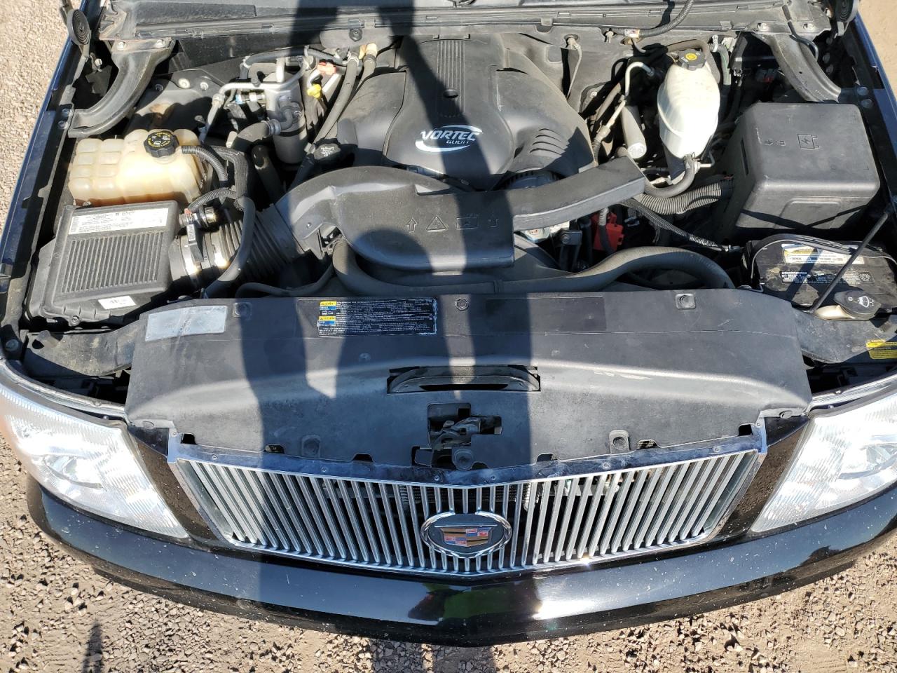 2004 Cadillac Escalade Luxury VIN: 1GYEK63N64R276320 Lot: 68779835