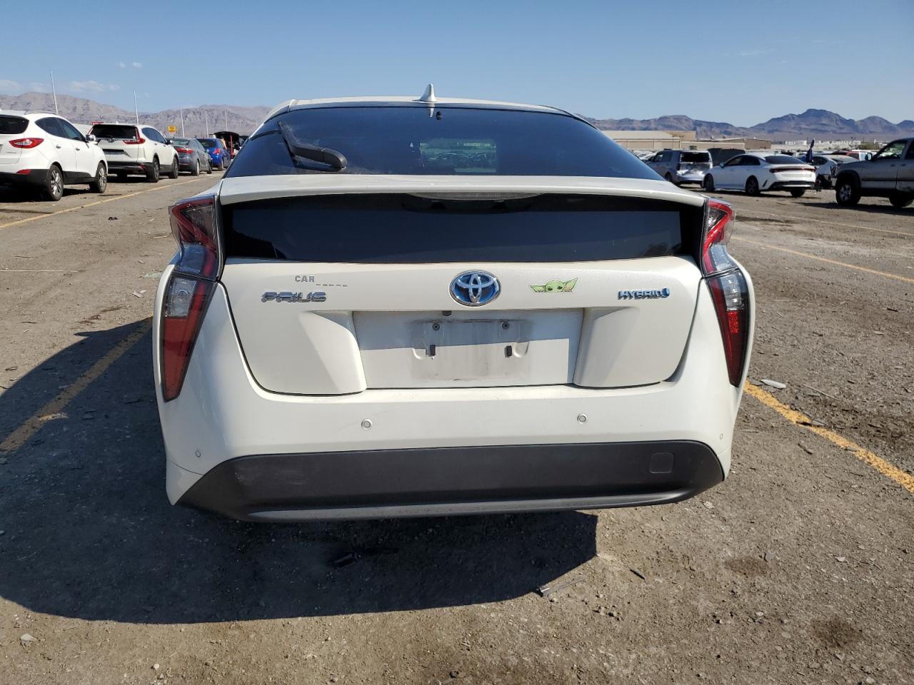 2018 Toyota Prius VIN: JTDKARFU4J3060027 Lot: 70941115