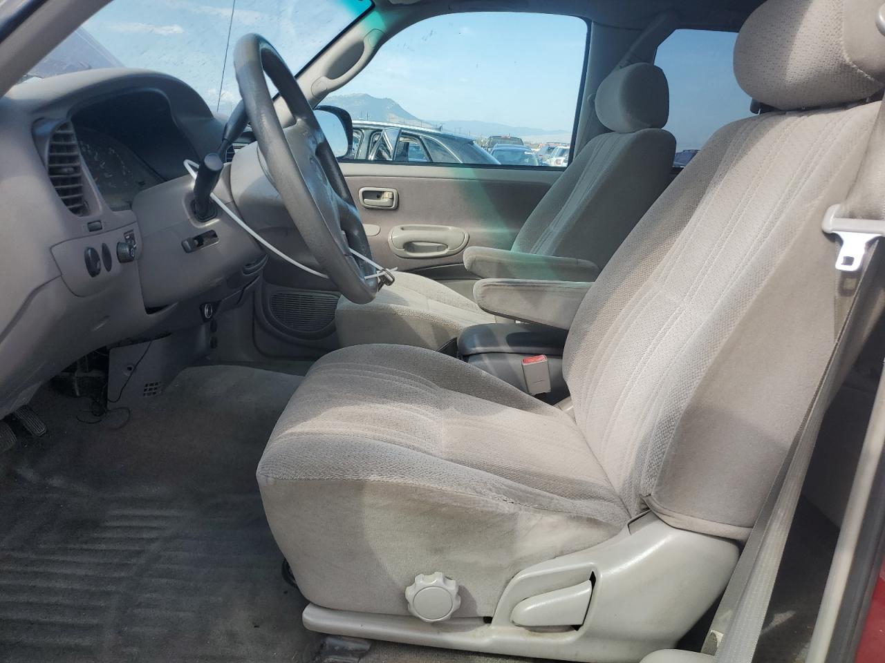 2002 Toyota Tundra Access Cab VIN: 5TBBT44122S281253 Lot: 70680735