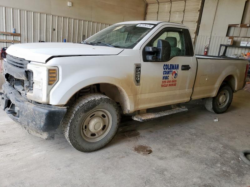  FORD F250 2018 Белы