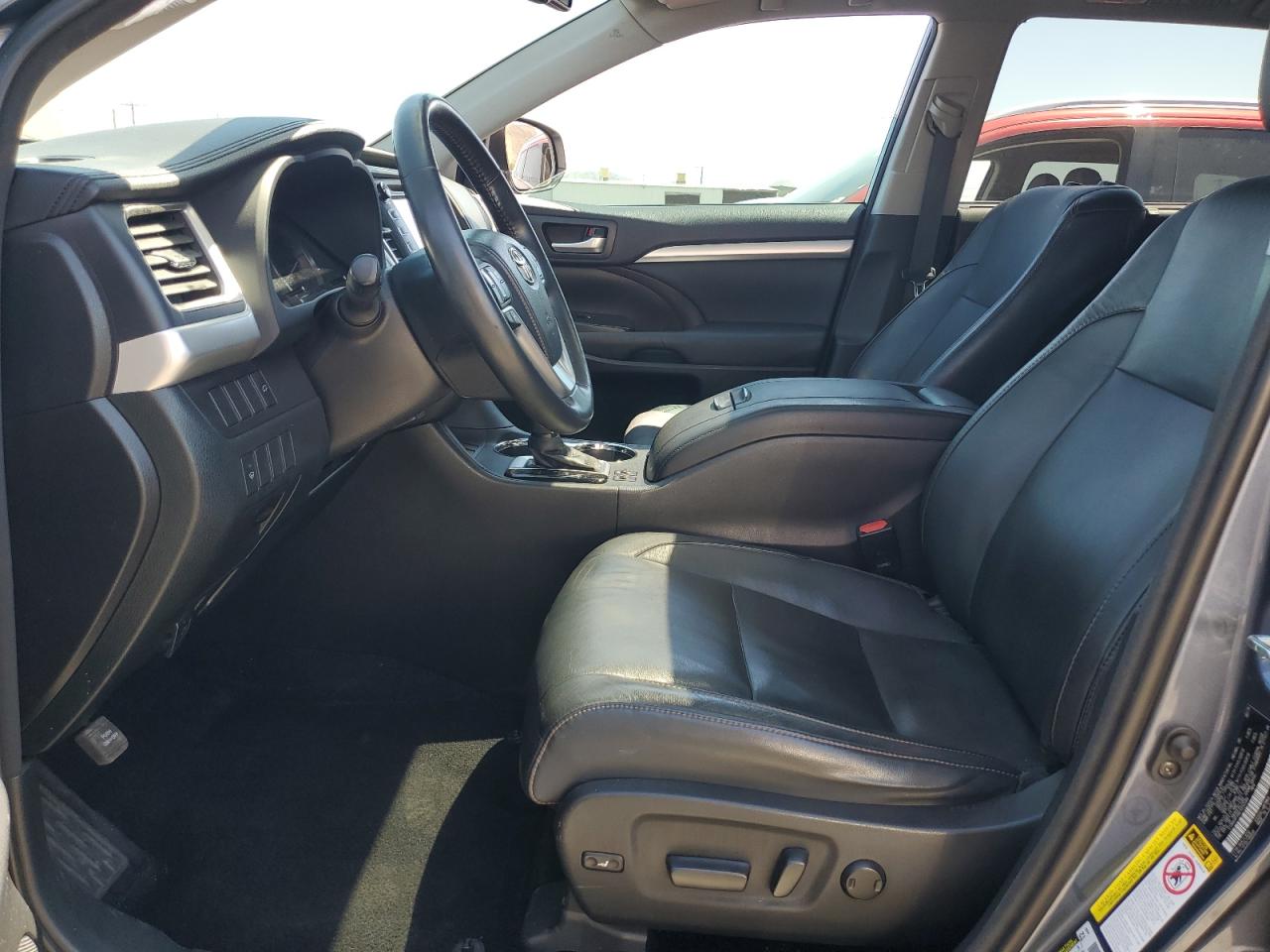 2014 Toyota Highlander Xle VIN: 5TDKKRFH8ES032588 Lot: 69627295