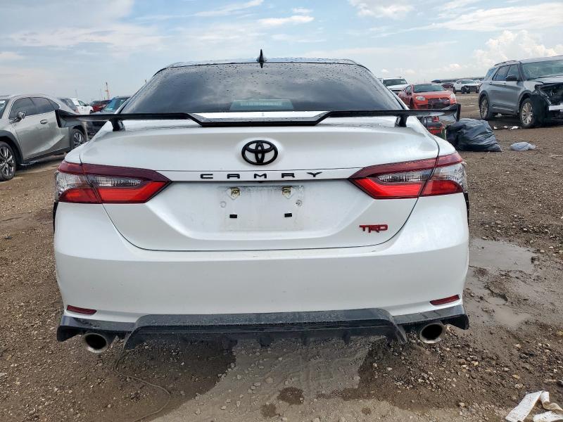  TOYOTA CAMRY 2023 Белы
