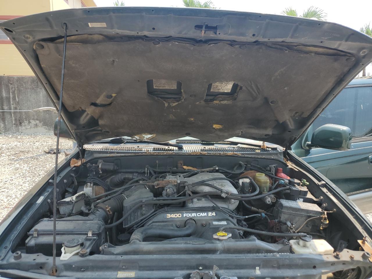 2000 Toyota 4Runner Limited VIN: JT3HN87R9Y0294795 Lot: 69762595