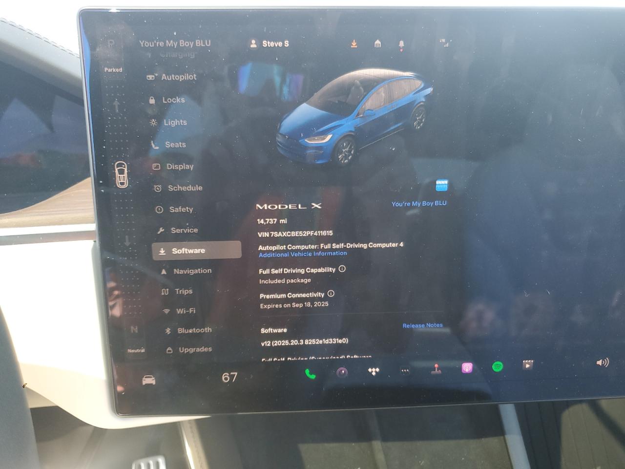 2023 Tesla Model X VIN: 7SAXCBE52PF411615 Lot: 70066735