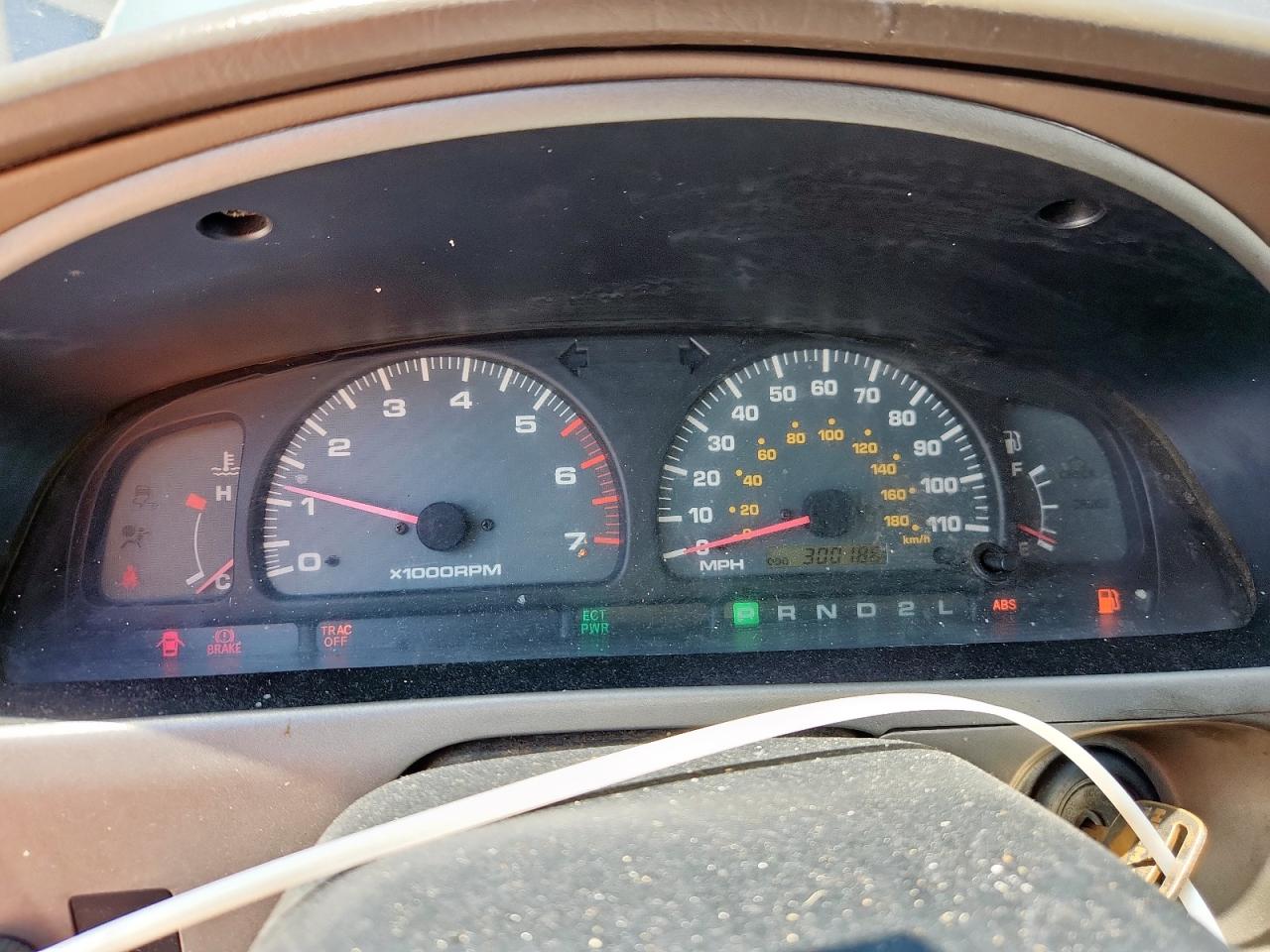 2001 Toyota 4Runner Sr5 VIN: JT3GN86R310182108 Lot: 68573075