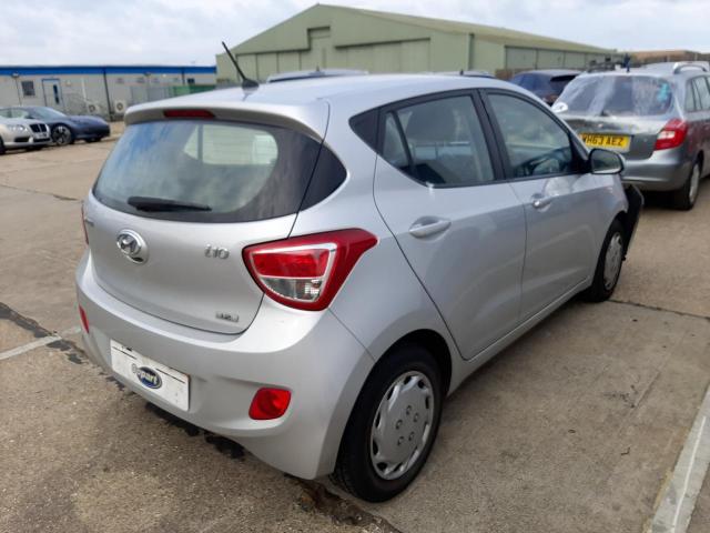 2014 HYUNDAI I10 SE