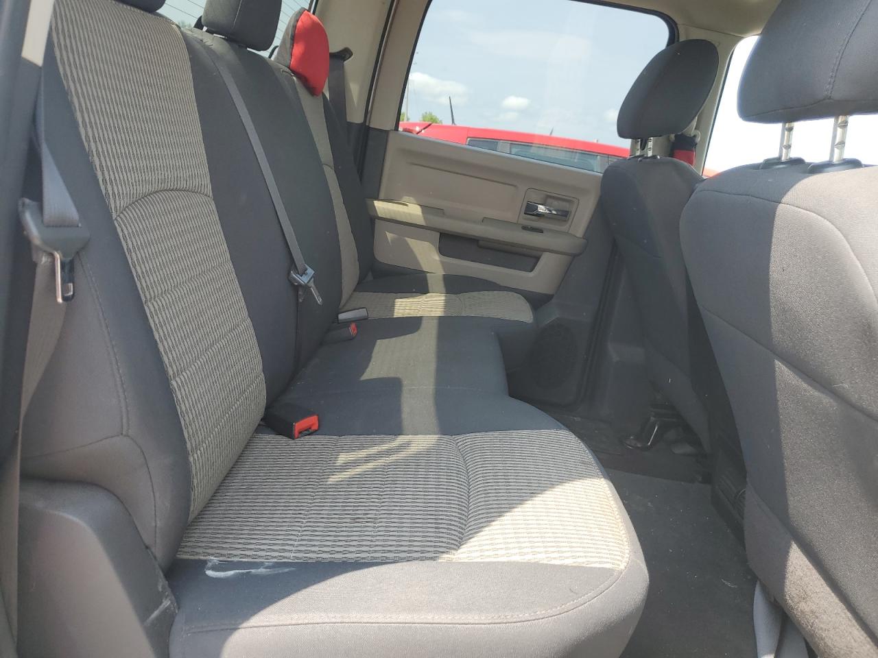 2010 Dodge Ram 1500 VIN: 1D7RV1CT9AS212072 Lot: 68104325