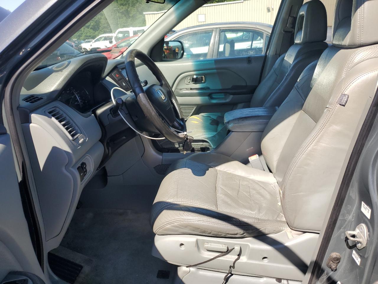2003 Honda Pilot Exl VIN: 2HKYF18673H570777 Lot: 67956985