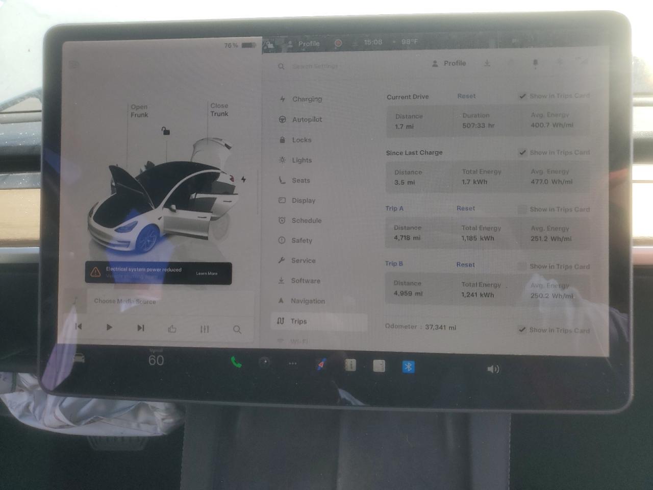 2022 Tesla Model 3 VIN: 5YJ3E1EB1NF160914 Lot: 70033655