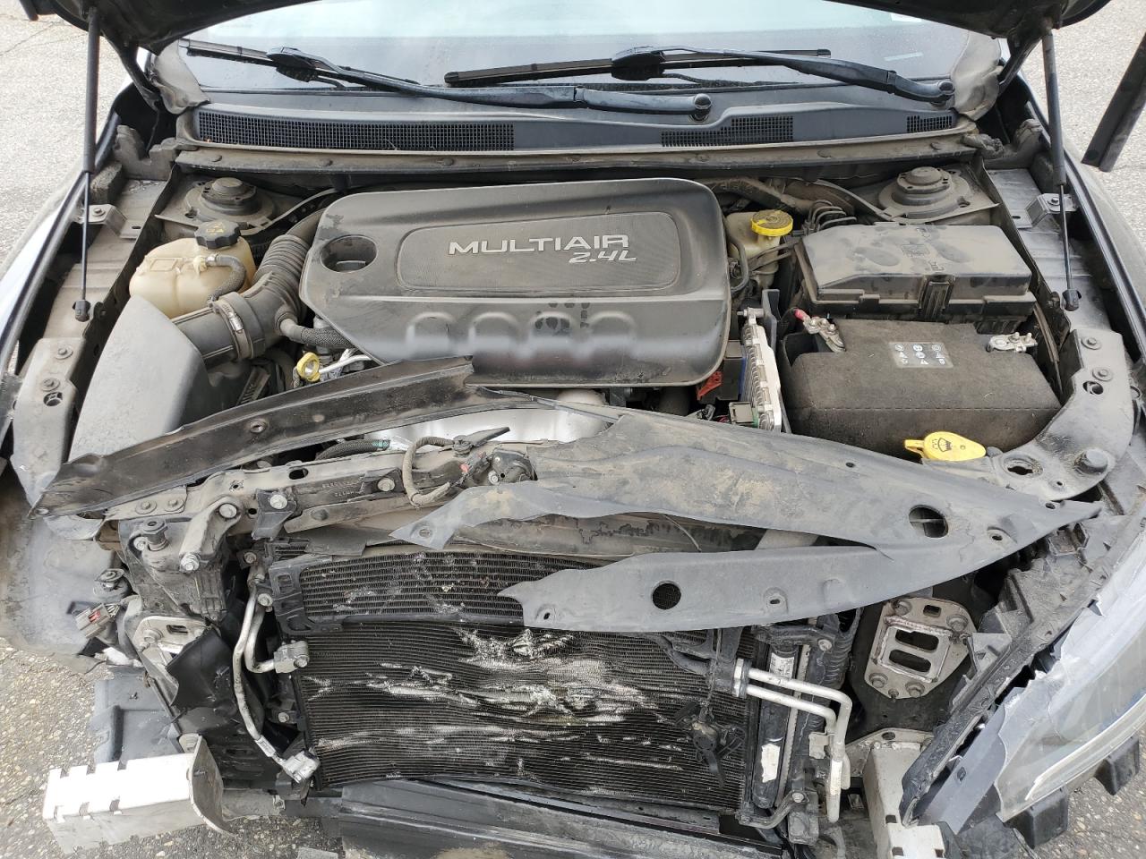 2015 Chrysler 200 C VIN: 1C3CCCCB4FN544780 Lot: 70565225