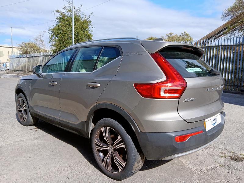 2022 VOLVO XC40 INSCRIPTION PRO