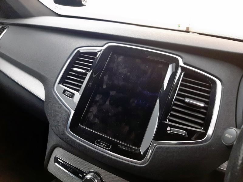 2017 VOLVO XC90 T8 R-