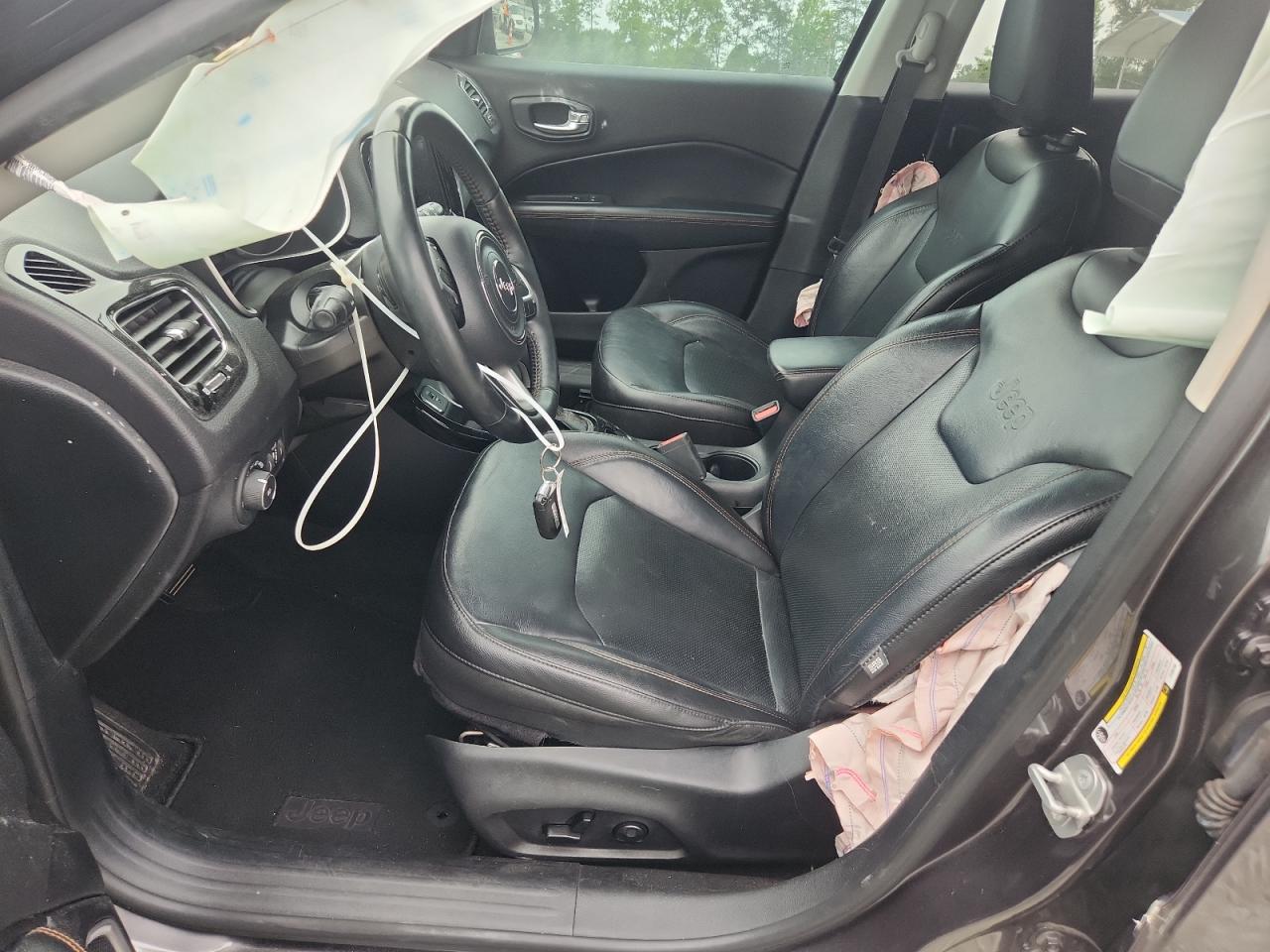 2018 Jeep Compass Limited VIN: 3C4NJCCB8JT205183 Lot: 69580225