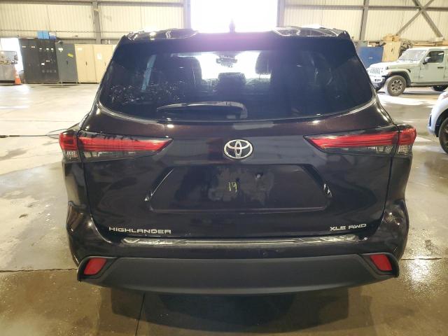 2021 TOYOTA HIGHLANDER XLE  