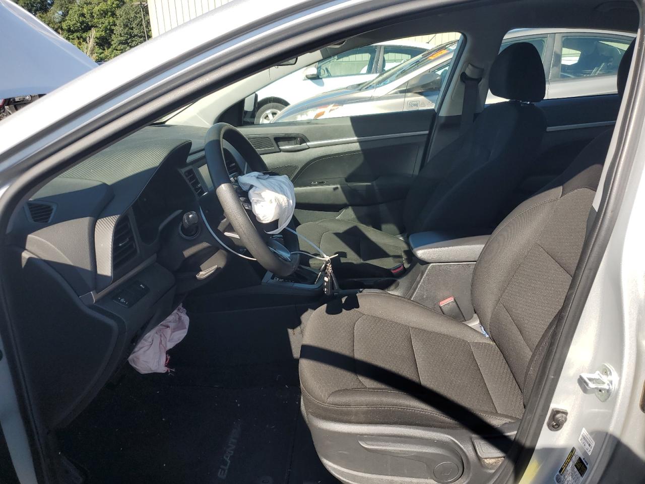 2019 Hyundai Elantra Se VIN: 5NPD74LF8KH472554 Lot: 70188645