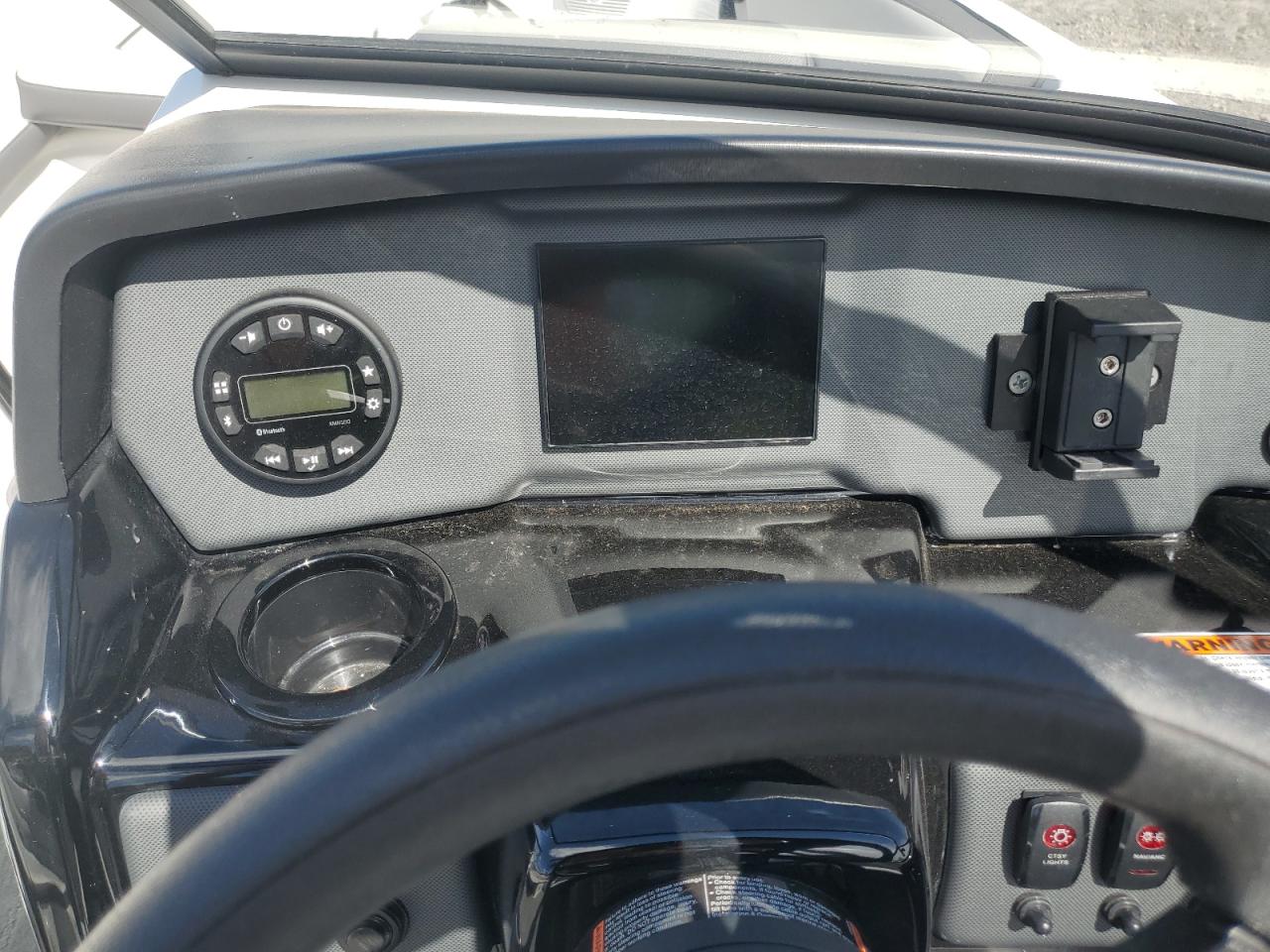 2025 Yamaha Boat W/Trl VIN: YAMC0478D525 Lot: 70077695