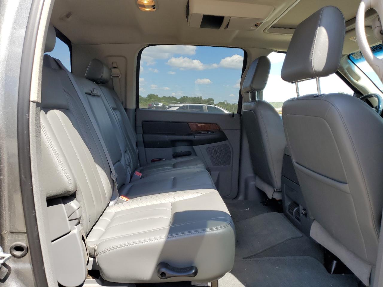 2007 Dodge Ram 1500 VIN: 3D7KS19D87G834155 Lot: 70405295