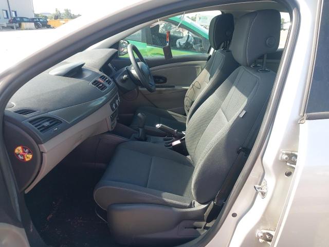 2009 RENAULT MEGANE EXT