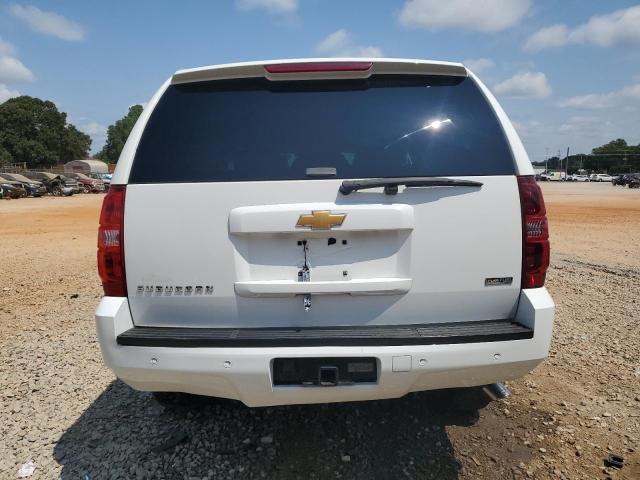  CHEVROLET SUBURBAN 2012 Biały