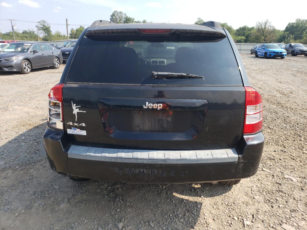 2007 Jeep Compass Sport VIN: 1J8FF47W18D772031 Lot: 68955425