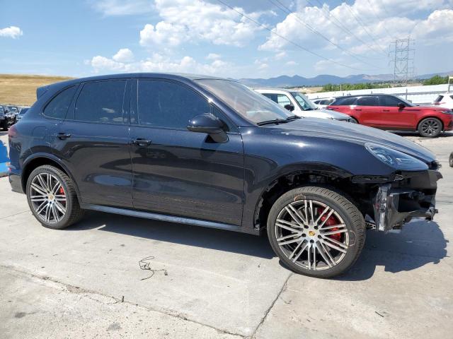  PORSCHE CAYENNE 2017 Черный