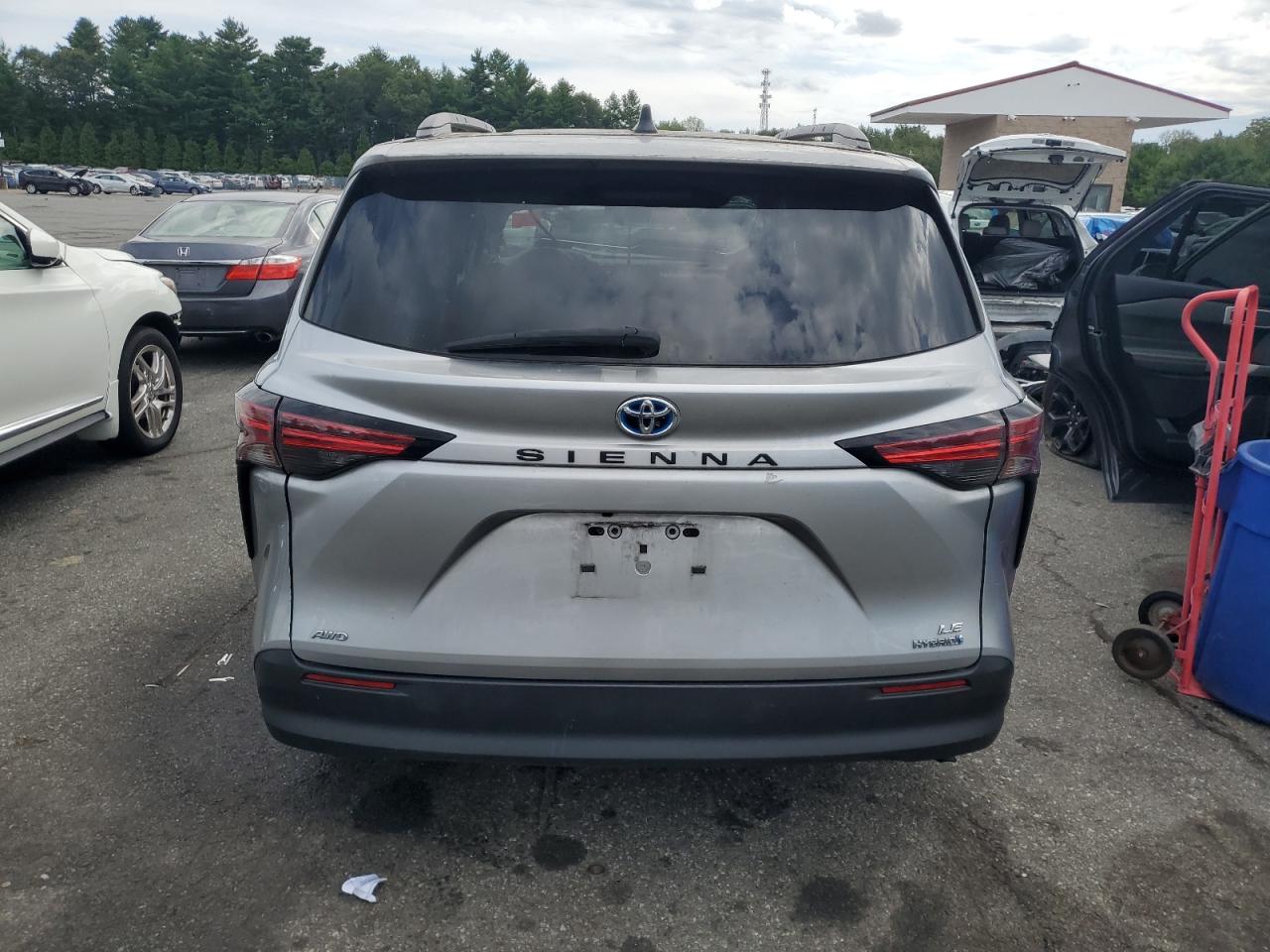 2022 Toyota Sienna Le VIN: 5TDKSKFC4NS055541 Lot: 70764445