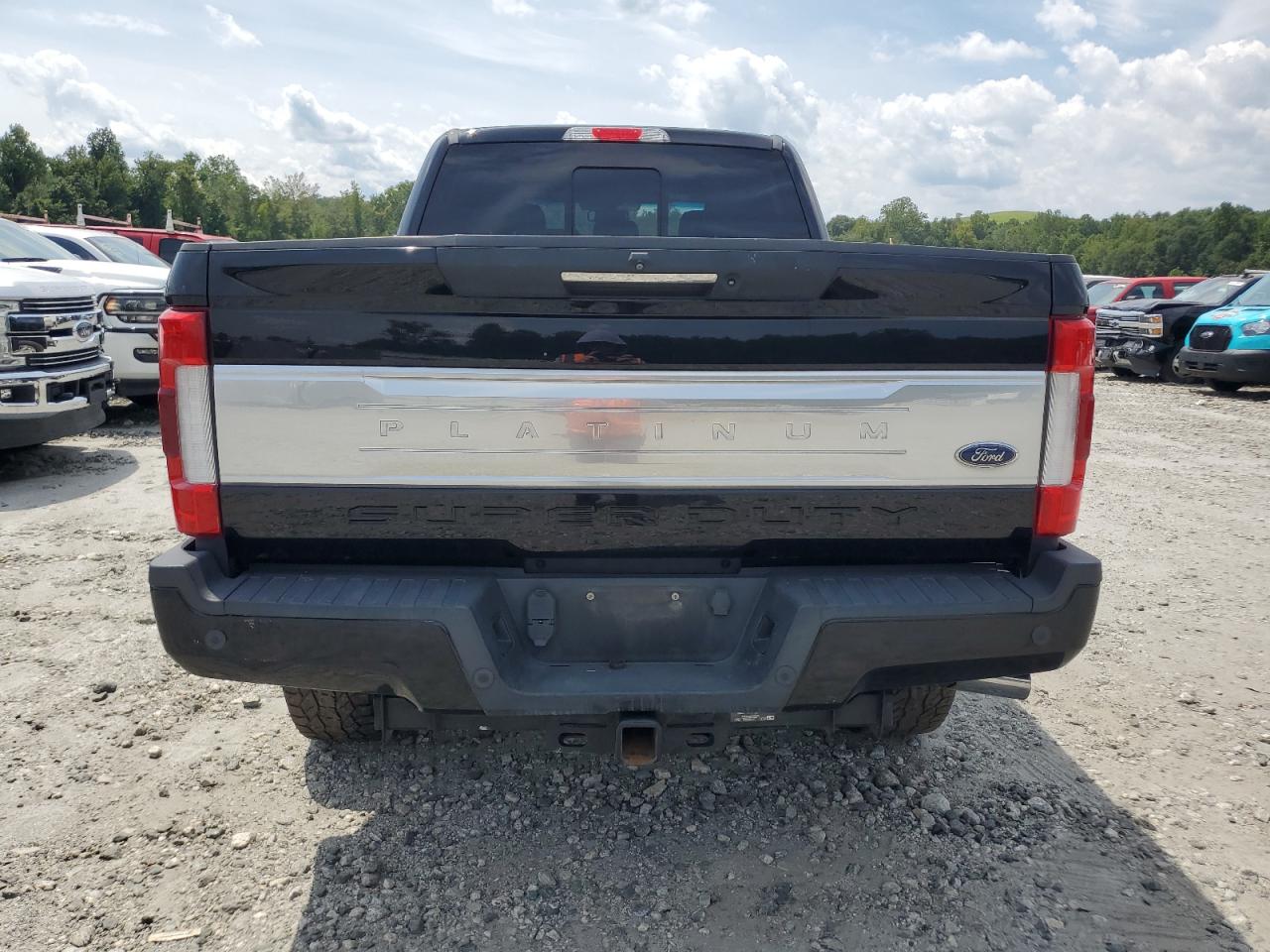 2017 Ford F250 Super Duty VIN: 1FT7W2BT0KEE02204 Lot: 70998985