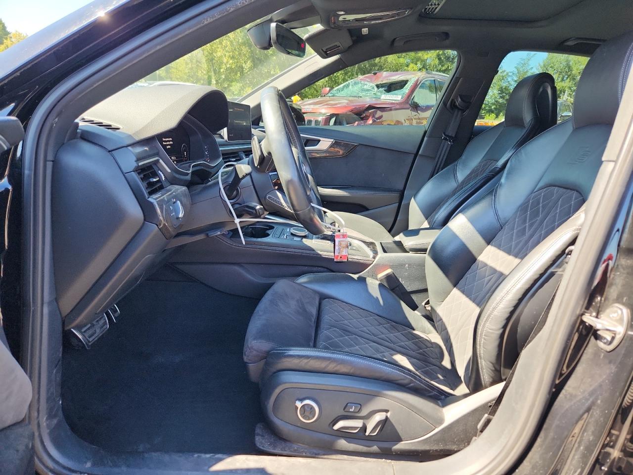 2019 Audi S4 Premium Plus VIN: WAUB4AF45KA111862 Lot: 70005795