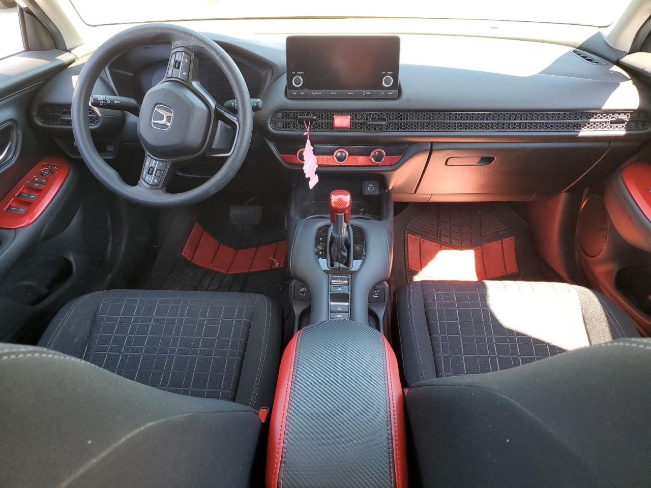 2024 Honda Hr-V Lx VIN: 3CZRZ1H3XRM749202 Lot: 70956995