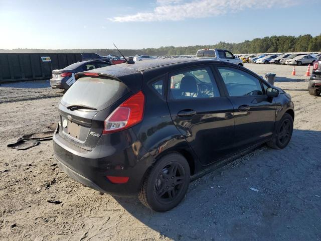  FORD FIESTA 2017 Черный
