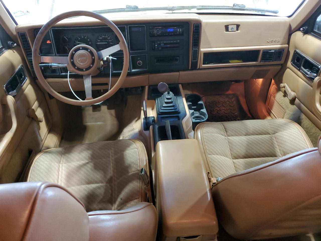 1988 Jeep Cherokee Pioneer VIN: 1JCML7821JT109315 Lot: 67183245