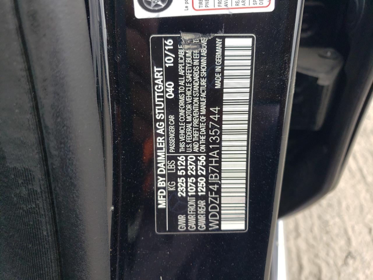 2017 Mercedes-Benz E 300 VIN: WDDZF4JB7HA135744 Lot: 70389245