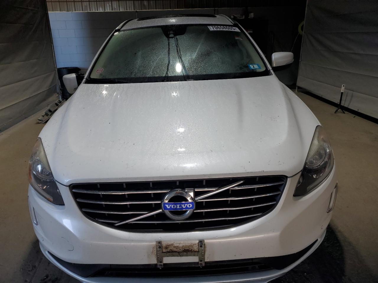 YV4902RKXF2727499 VOLVO XC60 2015 WHITE Photo 5