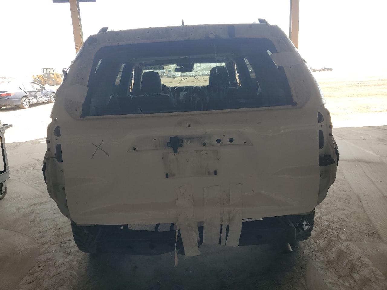 2020 Toyota 4Runner Sr5/Sr5 Premium VIN: JTEBU5JR1L5834854 Lot: 68382835