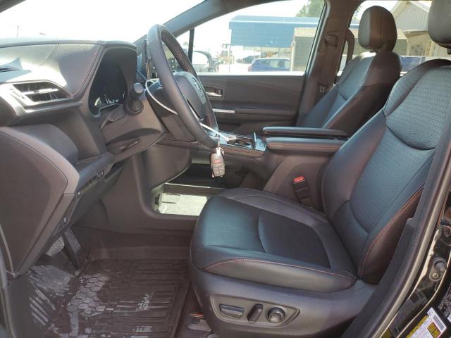  TOYOTA SIENNA 2024 Черный