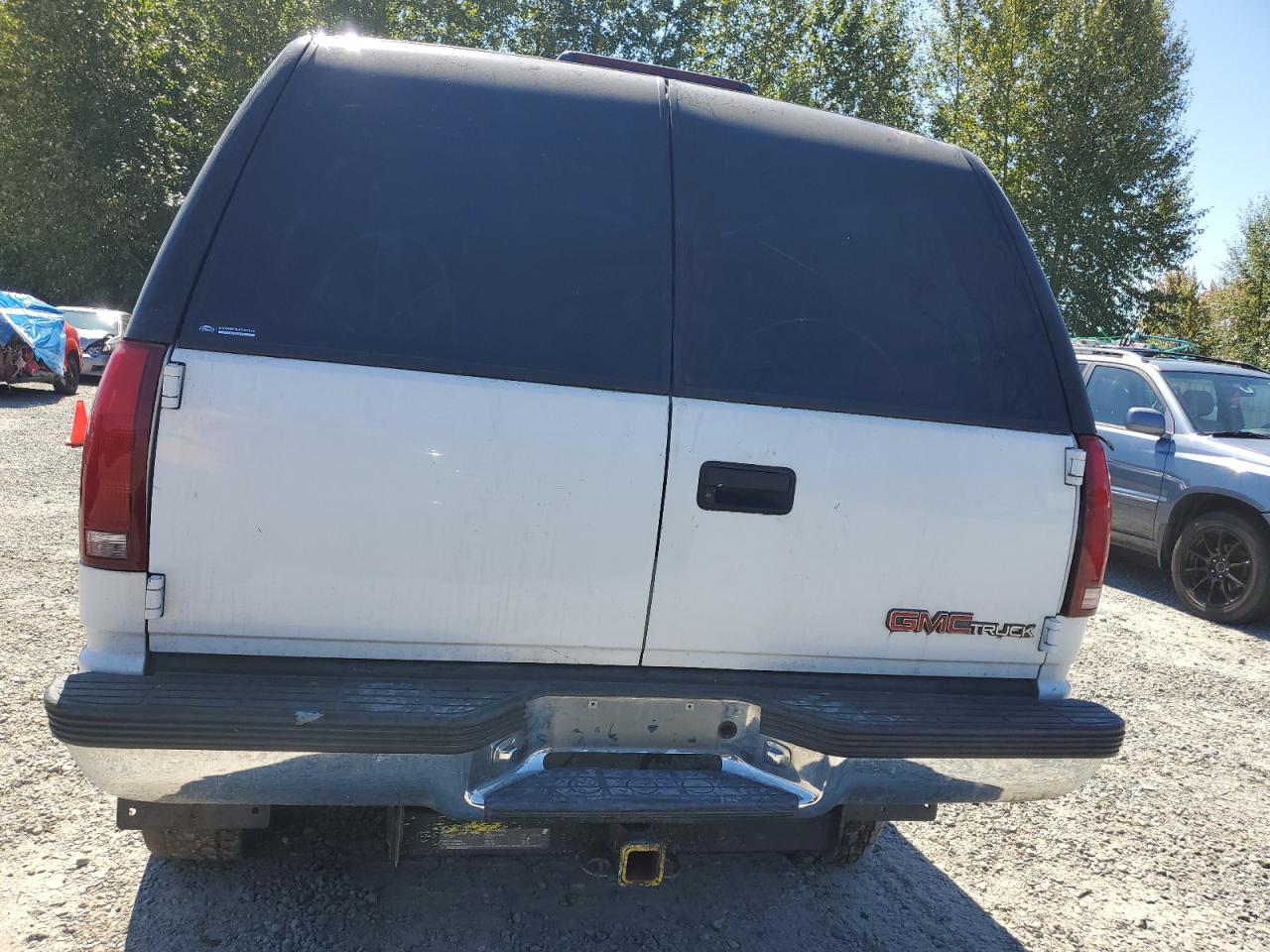 1995 GMC Yukon VIN: 1GKEK13K8SJ771116 Lot: 70151885