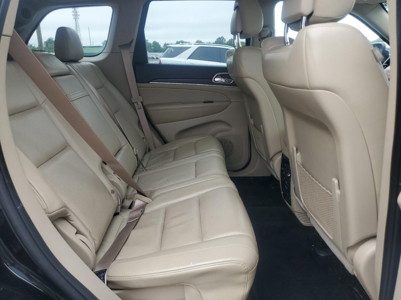 2015 Jeep Grand Cherokee Limited VIN: 1C4RJFBG4FC700113 Lot: 69111835