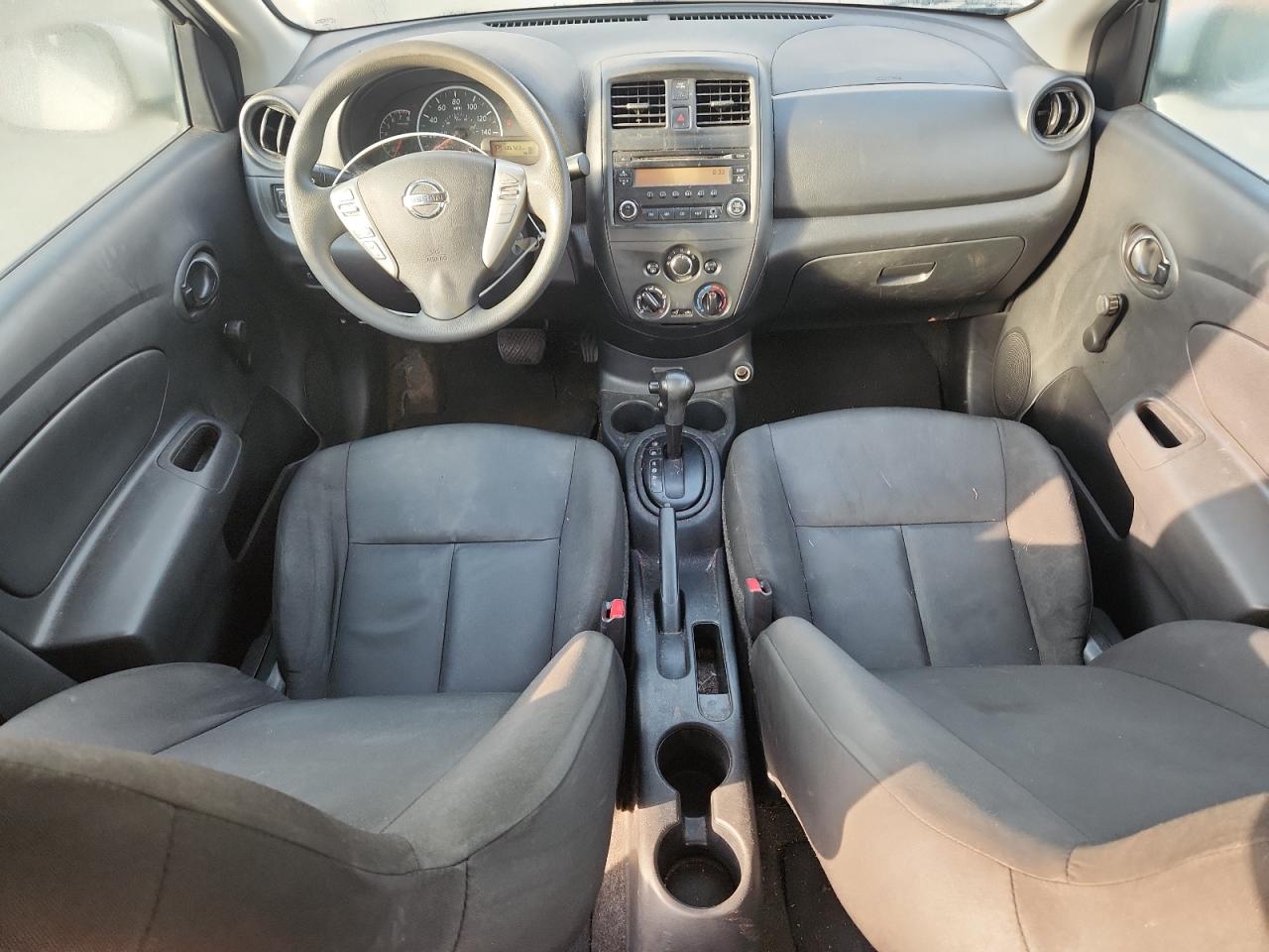 2017 Nissan Versa S VIN: 3N1CN7AP7HL825571 Lot: 70690135