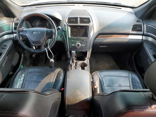 Parquets FORD EXPLORER 2016 Srebrny