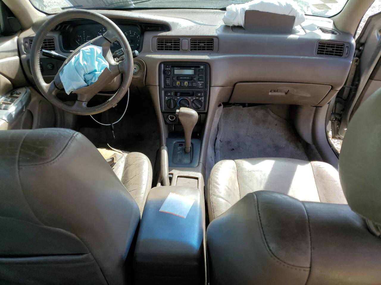1999 Toyota Camry Ce VIN: 4T1BG28K4XU604560 Lot: 67268415