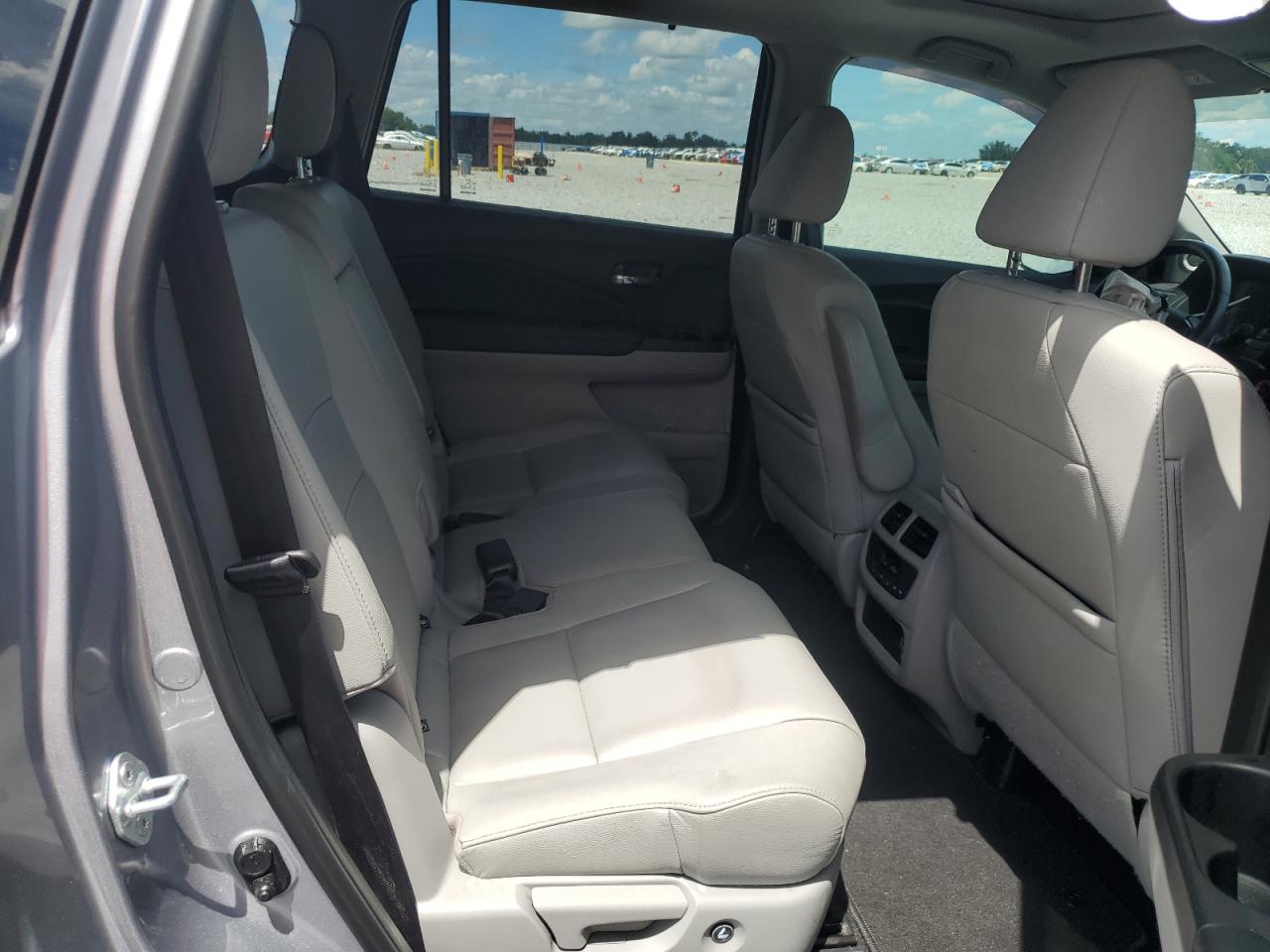 2022 Honda Pilot Se VIN: 5FNYF5H22NB033627 Lot: 68681855