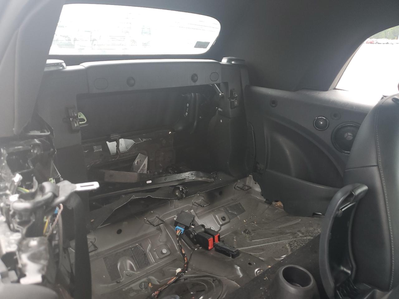 2016 Mini Cooper VIN: WMWWG5C54G3A83449 Lot: 69755235